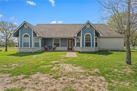 13113 Wild Plum Ln, Bremond, TX 76629
