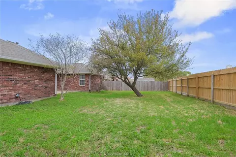 2300 E Mercers Lndg, Bryan, TX 77808 photo 18