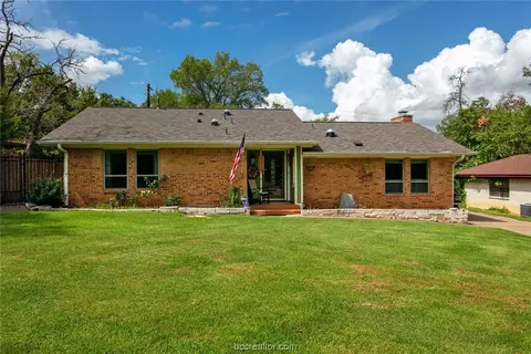 3000 Westwood Main, Bryan, TX 77807