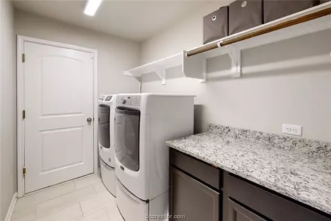 1464 Kingsgate Dr, Bryan, TX 77807 photo 6