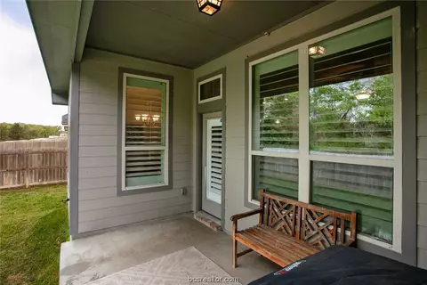 1464 Kingsgate Dr, Bryan, TX 77807 photo 23
