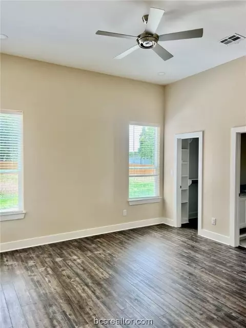 507 Walnut St, Bryan, TX 77803 photo 6