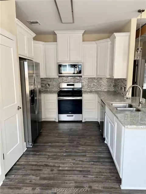 507 Walnut St, Bryan, TX 77803 photo 5
