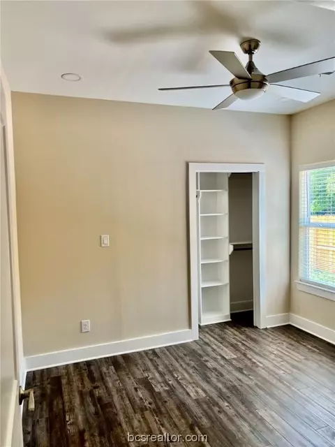 507 Walnut St, Bryan, TX 77803 photo 9