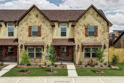 3016 Towers Pkwy, College Station, TX 77845