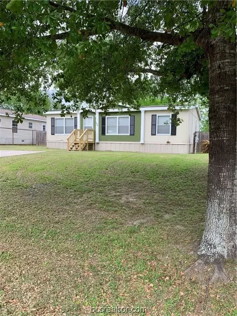 1404 Clark St, Bryan, TX 77808 photo 25