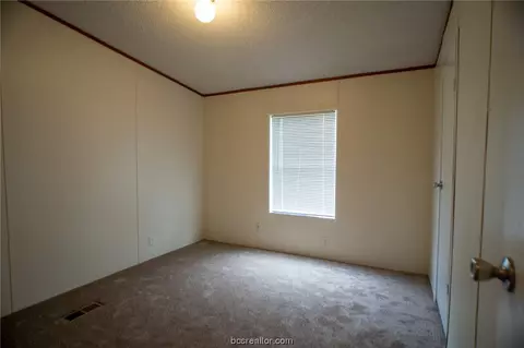 1404 Clark St, Bryan, TX 77808 photo 17