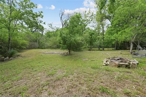 409 Brookside Dr W, Bryan, TX 77801 photo 22