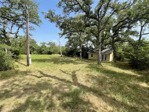 713 Ripple Creek Ln, Somerville, TX 77879