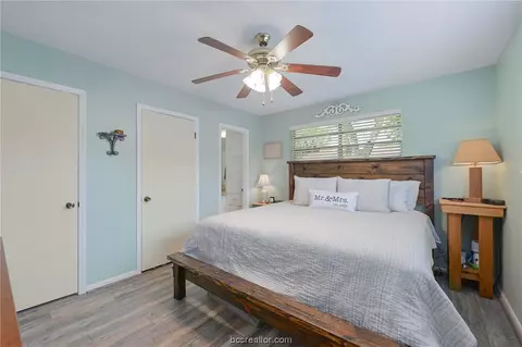 3512 Oakside, Bryan, TX 77802 photo 10