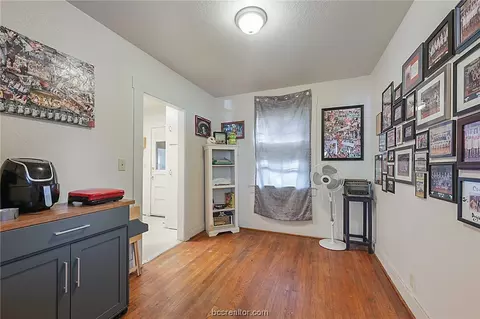 1305 E 25th St, Bryan, TX 77803 photo 12