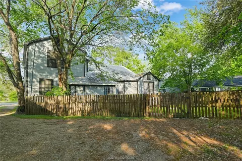 1305 E 25th St, Bryan, TX 77803 photo 18
