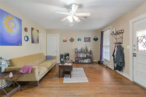 1305 E 25th St, Bryan, TX 77803 photo 3