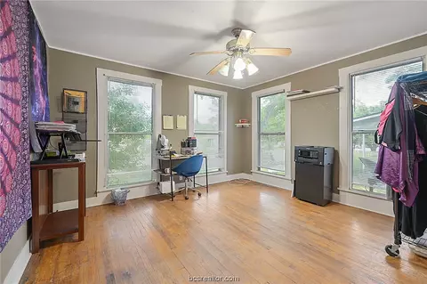 1305 E 25th St, Bryan, TX 77803 photo 7