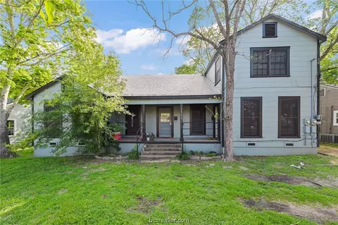 1305 E 25th St, Bryan, TX 77803 photo 1