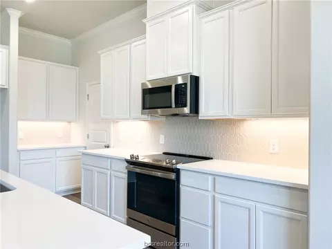 2105 Loblolly Ct, Bryan, TX 77807 photo 6