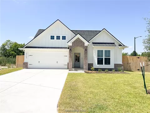 2105 Loblolly Ct, Bryan, TX 77807