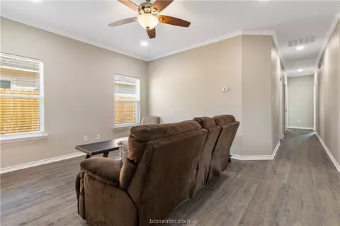 803 Hall St, Bryan, TX 77803 photo 18