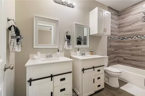 803 Hall St, Bryan, TX 77803 photo 13