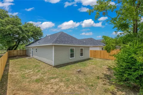 803 Hall St, Bryan, TX 77803 photo 21