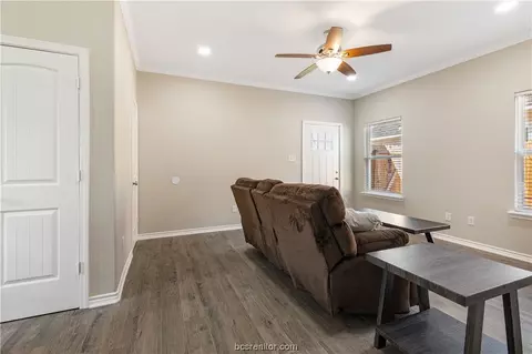 803 Hall St, Bryan, TX 77803 photo 17