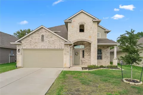 1920 Cartwright St, Bryan, TX 77807