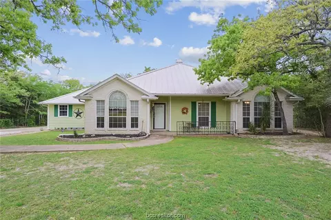 5800 Pratt Rd, College Station, TX 77845
