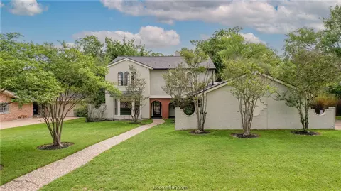 2910 Partridge Cir, Bryan, TX 77802