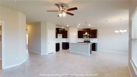1003 Davy St, Brenham, TX 77833 photo 7