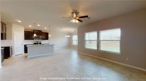 1003 Davy St, Brenham, TX 77833 photo 3