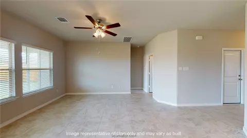 1003 Davy St, Brenham, TX 77833 photo 4