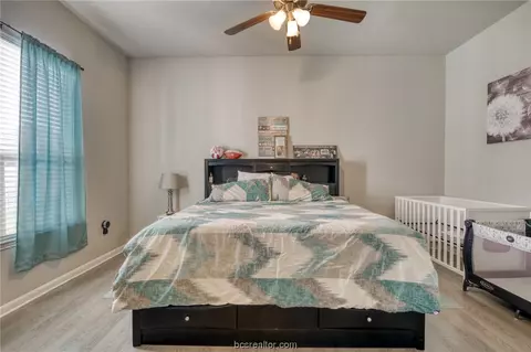 2004 Markley Dr, Bryan, TX 77807 photo 8