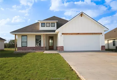 455 Brazos Bnd, Snook, TX 77878