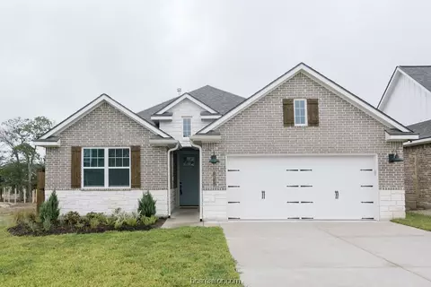 1611 Briscoe Manor Ct, College Station, TX 77845