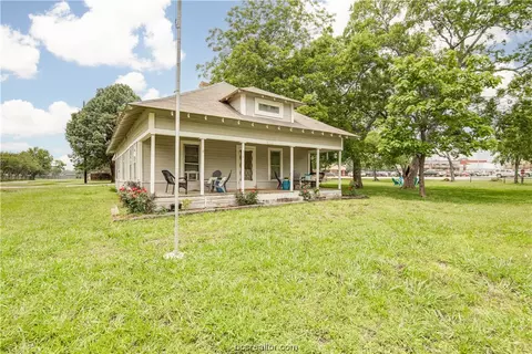 324 Spur 3, Normangee, TX 77871