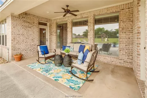 5743 Easterling Dr, Bryan, TX 77808 photo 29