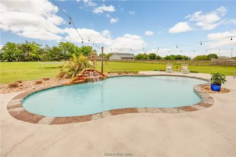 5743 Easterling Dr, Bryan, TX 77808 photo 28