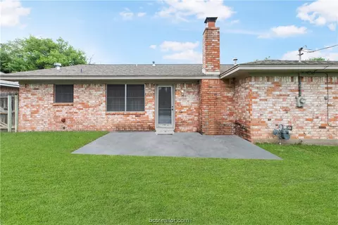 2906 Oakside Dr, Bryan, TX 77802 photo 18