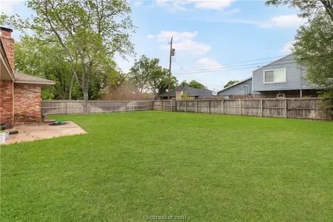 2906 Oakside Dr, Bryan, TX 77802 photo 19