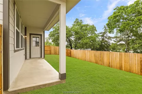 993 Harper Ln, Bryan, TX 77803 photo 25