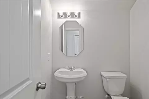 993 Harper Ln, Bryan, TX 77803 photo 15