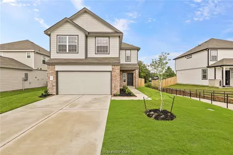 993 Harper Ln, Bryan, TX 77803