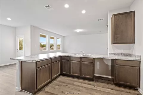 993 Harper Ln, Bryan, TX 77803 photo 10
