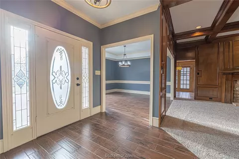2214 E Briargate Dr, Bryan, TX 77802 photo 9