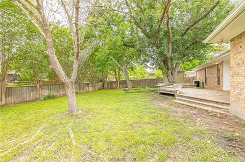 2214 E Briargate Dr, Bryan, TX 77802 photo 40