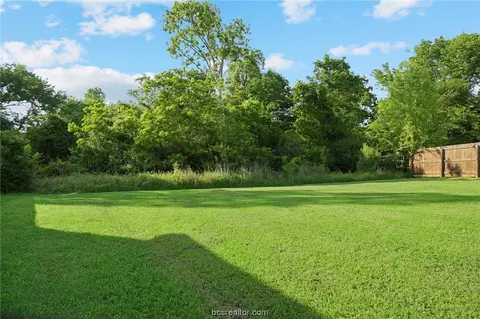 3533 Leesburg Path, Bryan, TX 77808 photo 7