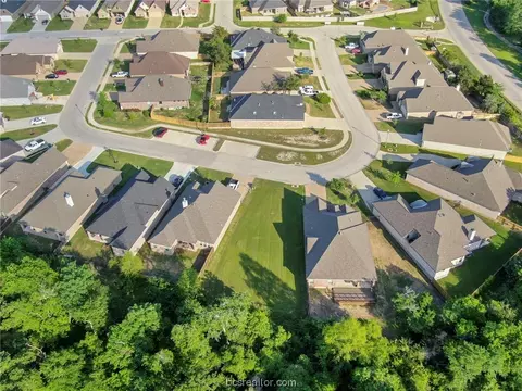 3533 Leesburg Path, Bryan, TX 77808 photo 3