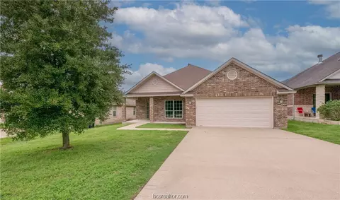 14113 Renee Ln, College Station, TX 77845
