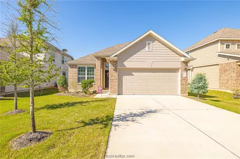 4704 Nopalitos Way, Bryan, TX 77807