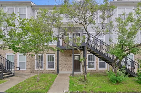 1725 Harvey Mitchell Parkway S 1614, College Station, TX 77840